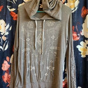 Grey pullover hoodie with lace